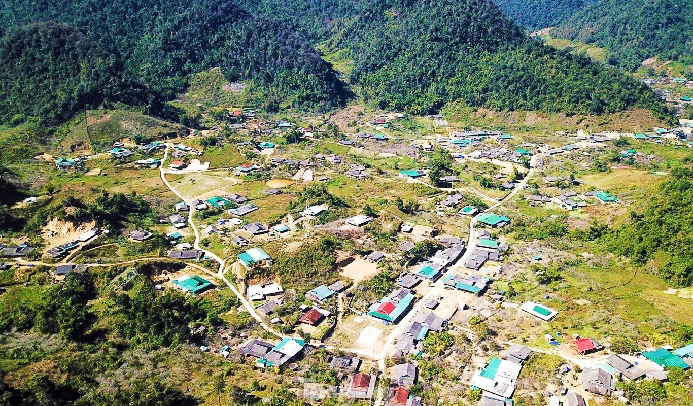 anh 1 trung tam xa muong long