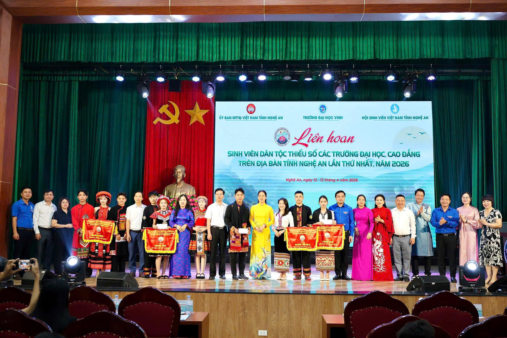 KHAI MẠC CÁC HOẠT ĐỘNG VĂN HÓA, VĂN NGHỆ, THỂ THAO TRONG KHUÔN KHỔ LIÊN HOAN SINH VIÊN DÂN TỘC THIỂU SỐ TỈNH NGHỆ AN LẦN THỨ NHẤT, NĂM 2026