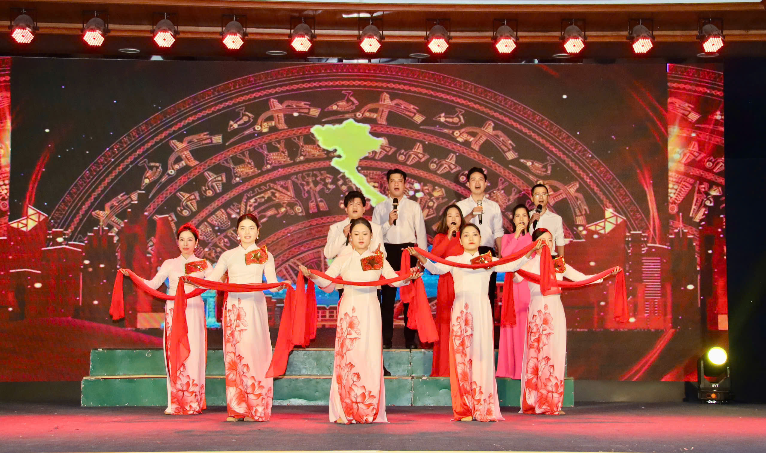 Trung tâm Văn hóa tỉnh Nghệ An tổng duyệt chương trình tuyên truyền phục vụ cơ sở năm 2026